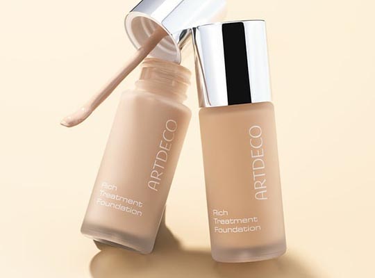 Artdeco Rich Treatment Foundation cremige, beleuchtende Foundation