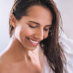 Farmona Radical regenerierendes Shampoo für trockenes und sprödes Haar