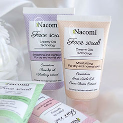 Nacomi Smoothing Scrub