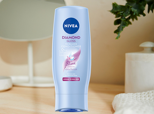 Nivea Diamond Gloss