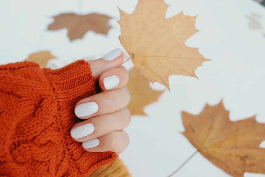 Paznokcie na jesień - najmodniejsze trendy i inspiracje