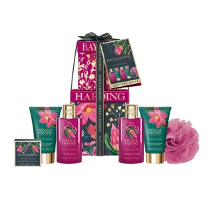 Baylis & Harding Boudoire zestaw prezentowy krem do mycia ciała 100 ml + krem do kąpieli i pod prysznic 100 ml + balsam do ciała 50 ml + krem do rąk 50 ml + sól do kąpieli 25 g + gąbka