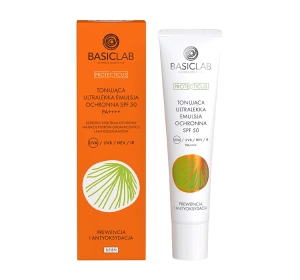BasicLab Protecticus tonująca ultralekka emulsja ochronna SPF 50 Prewencja i Antyoksydacja 40 ml
